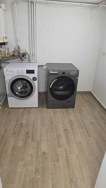 Lt. Niculescu Romulux, Bazar 29, Sectorul 2, Bucuresti.
